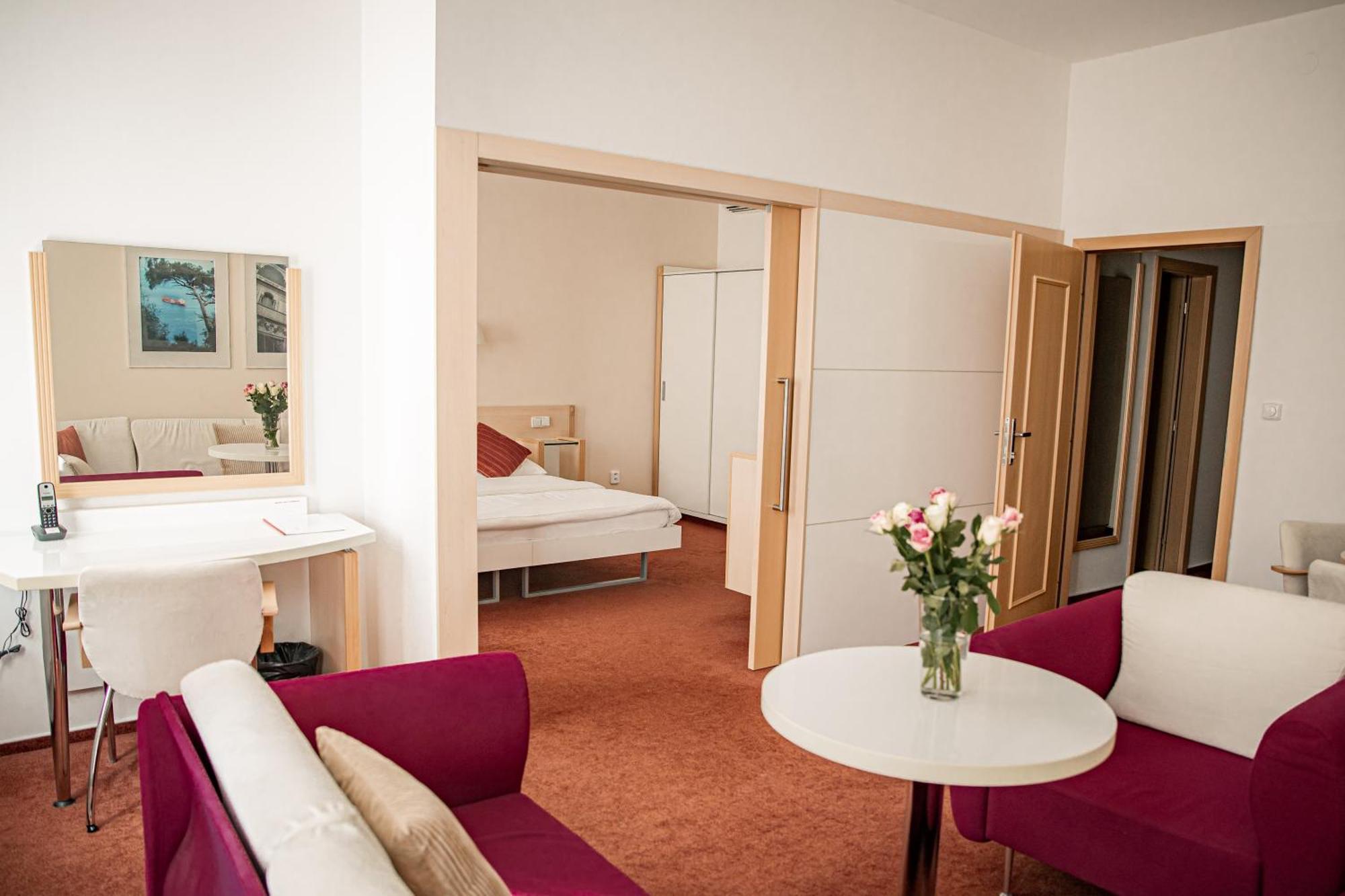 Hotel Iberia Opava Exterior photo