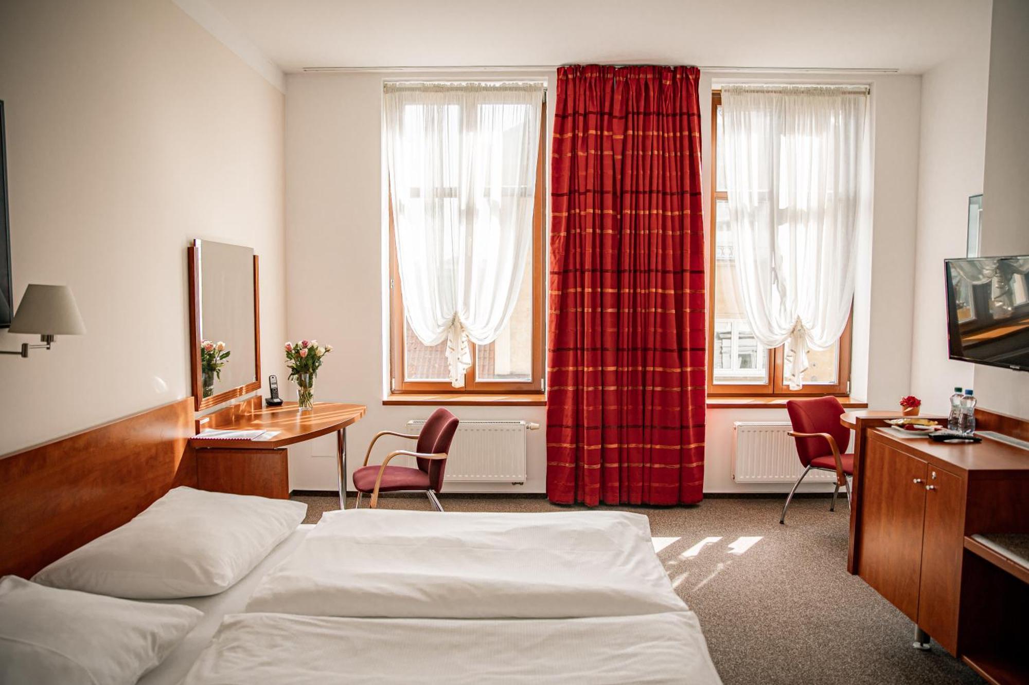 Hotel Iberia Opava Exterior photo