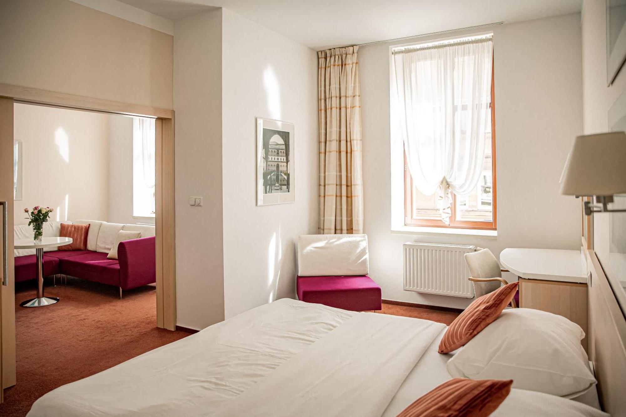Hotel Iberia Opava Exterior photo
