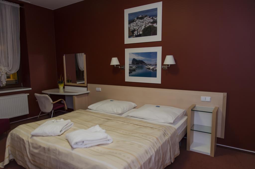 Hotel Iberia Opava Exterior photo